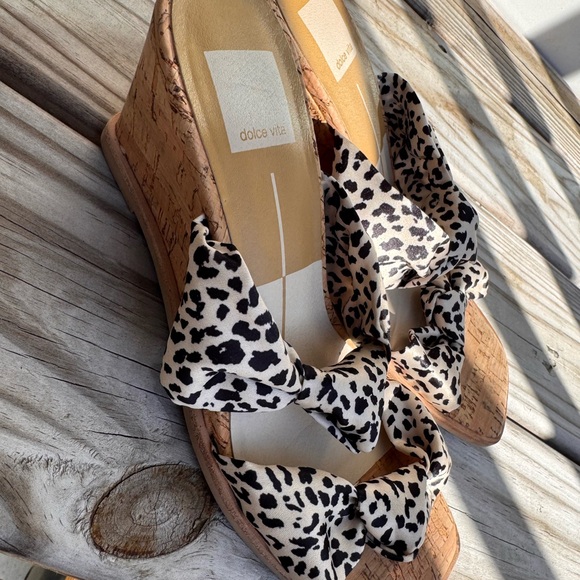 Dolce Vita Leopard Print Sandals - Picture 2 of 3